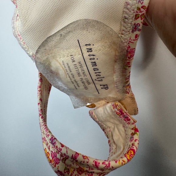 Intimately Free People Floral Puff Sleeve Bodysuit - Picture 8 of 11